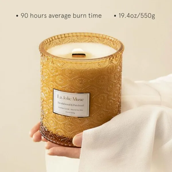 LA JOLIE MUSE Sandalwood & Patchouli Candle - Image 3